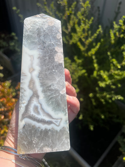 Green Flower Agate Tower