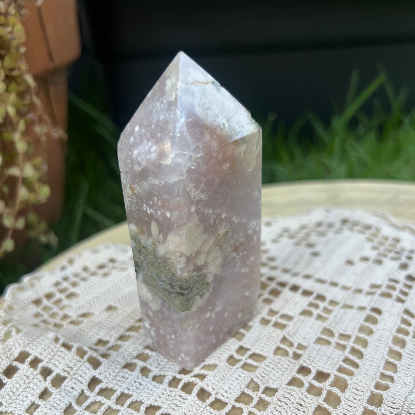 Flower Agate & Amethyst Tower