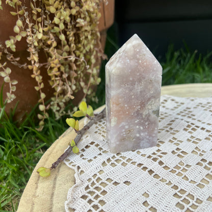 Flower Agate & Amethyst Tower